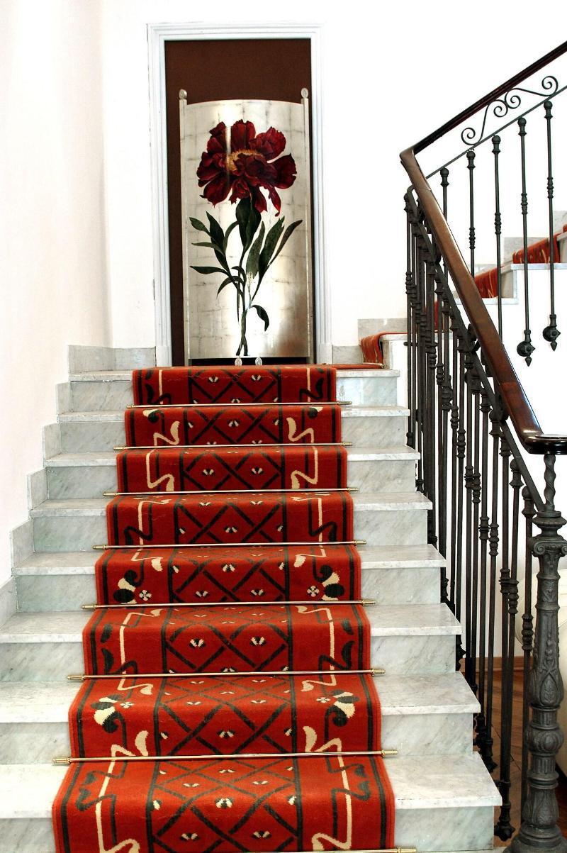 Grand Hotel Des Ambassadeurs Menton Exterior foto