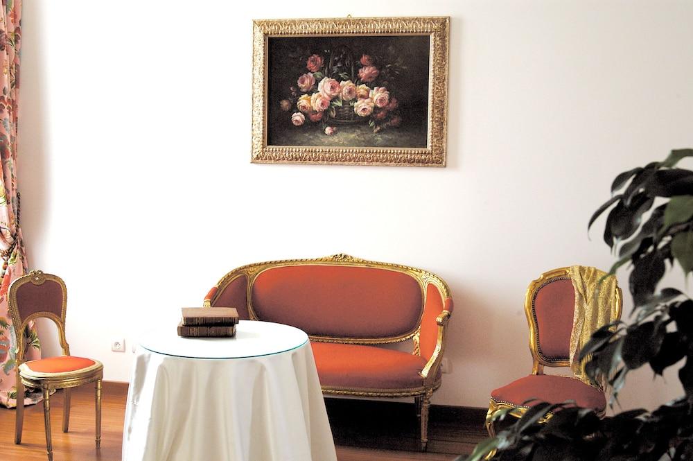 Grand Hotel Des Ambassadeurs Menton Exterior foto